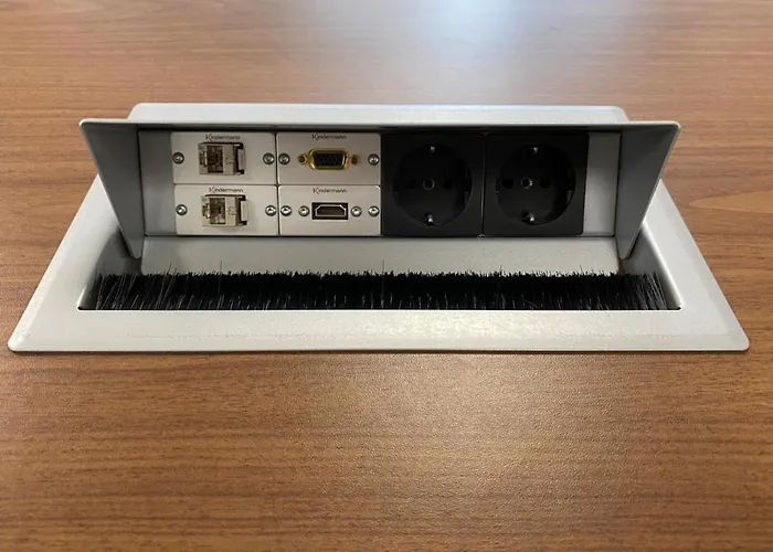 מלון Loewen Kusterdingen